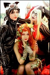 gotham_city_sirens_by_minicooly-d3lh7vw