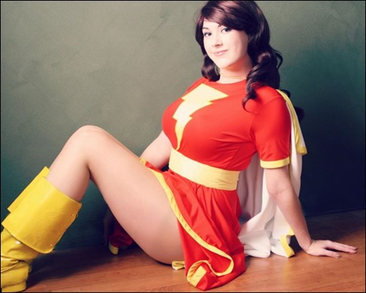 Mary Marvel Cosplay