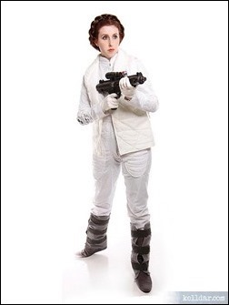 Kelldar as Princess Leia (Hoth suit)