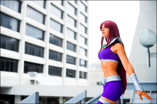 Sirene as Starfire (Photo by CKDecember)