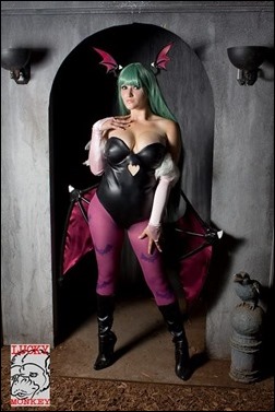 Holly Brooke as Morrigan Aensland (Photo by Lucky Monkey Photography)