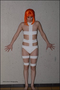 Sheikahchica Cosplay as Leeloo Thermal Bandage (Photo by Tk8919 Photography)