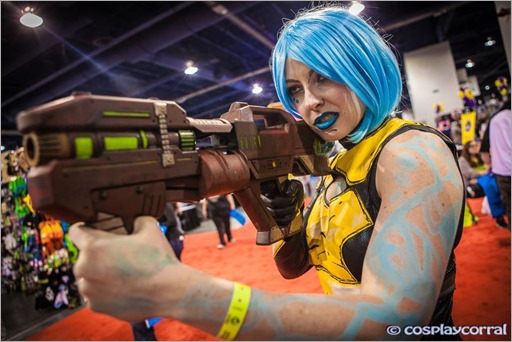 DC Doll as Maya from Borderlands 2 (Photo by Craig's Cosplay Corral)