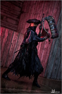 Vanessa Wedge as Bloodborne Hunter (Photo by JwaiDesign Photography)