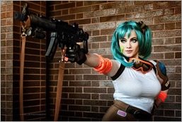 Elena Blueskies Cosplay as Bulma (Photo by DL Photography)