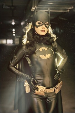 Kamiko Zero as Batgirl (Helena Bertinelli) (Photo by Topatella)