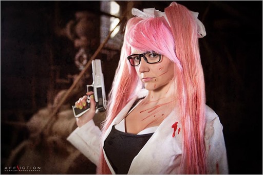 Musable Cosplay as Takagi Saya (Photo by Affliction Cosplay Photography)